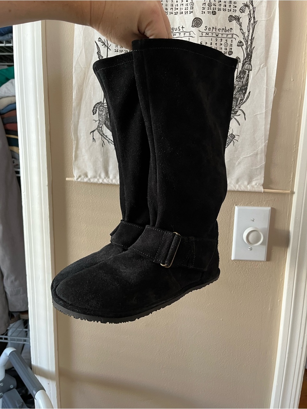 NEVER WORN size 9 motorcycle-style slip on faux suede boots with Vibram soles
